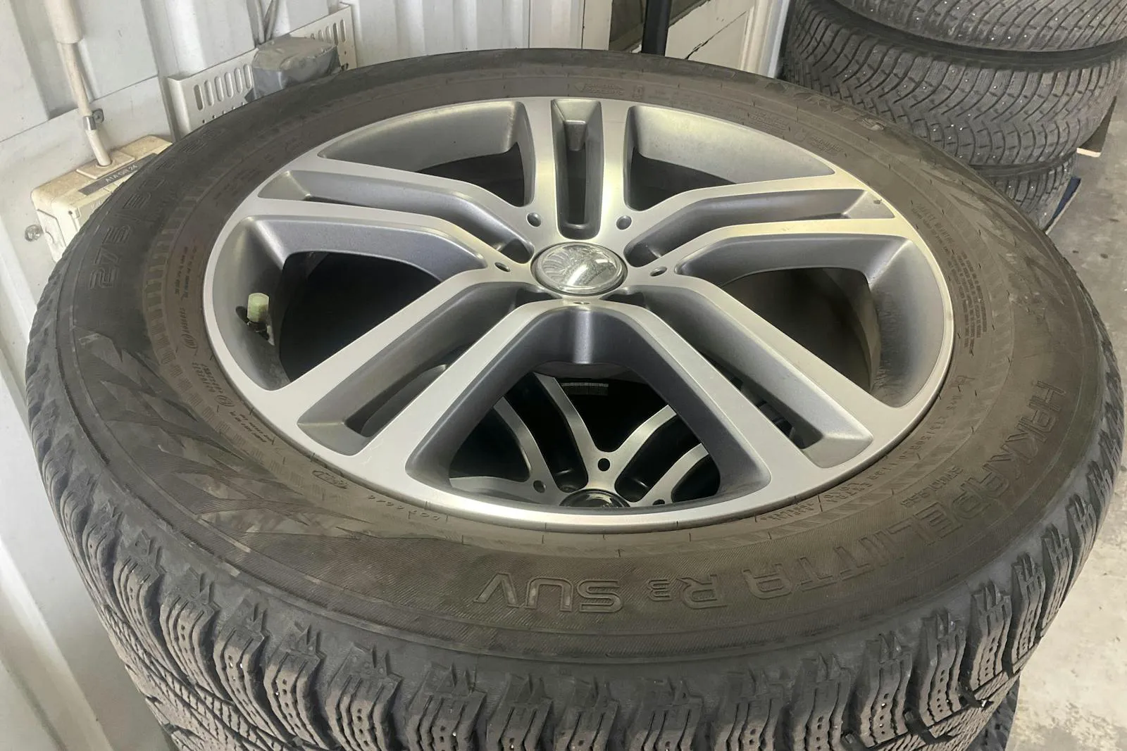 Vehicle image 13