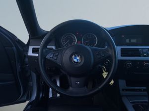 BMW 525 bild 9