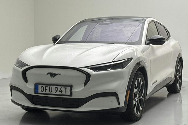 Ford Mustang Mach-E 91kWh AWD (351hk) - 2021