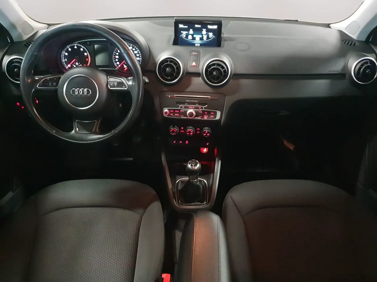 Vehicle image 11
