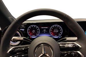Mercedes CLA250 bild 8
