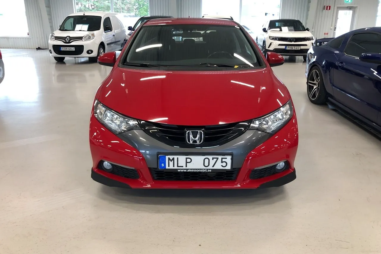 Vehicle image 1