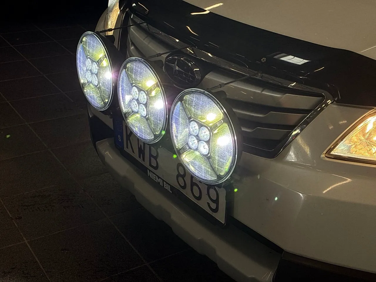 Vehicle image 23