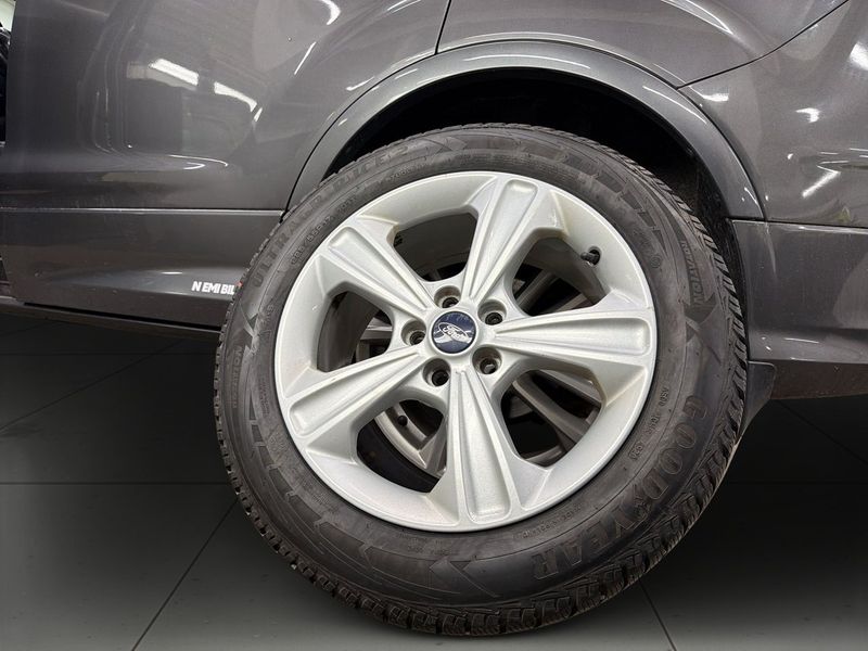 Ford Kuga bild 14