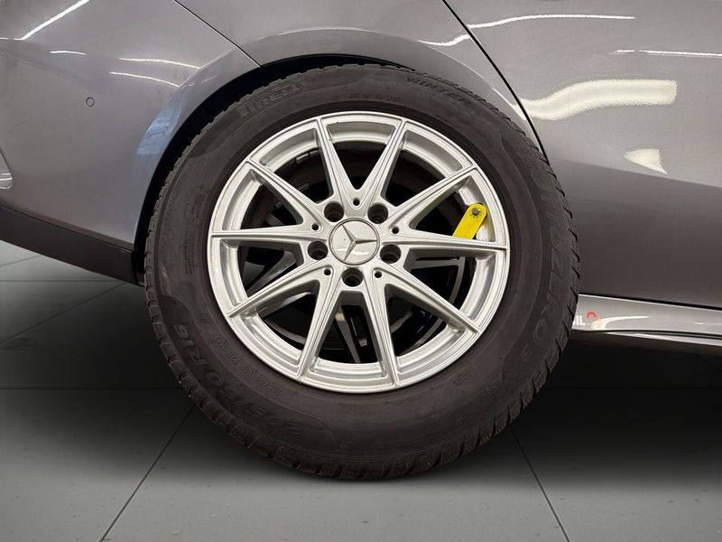 Mercedes CLA180 bild 14