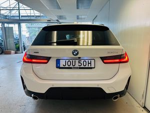 BMW 330 bild 19