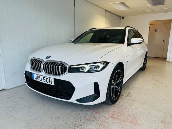 BMW 330 e xDrive Touring Steptronic M Sport Euro 6 Drag - 2023