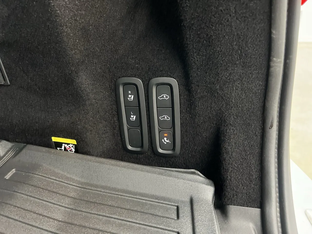 Vehicle image 29