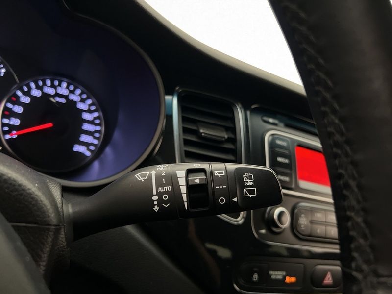 Kia Carens bild 17