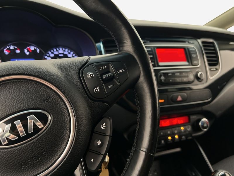 Kia Carens bild 16