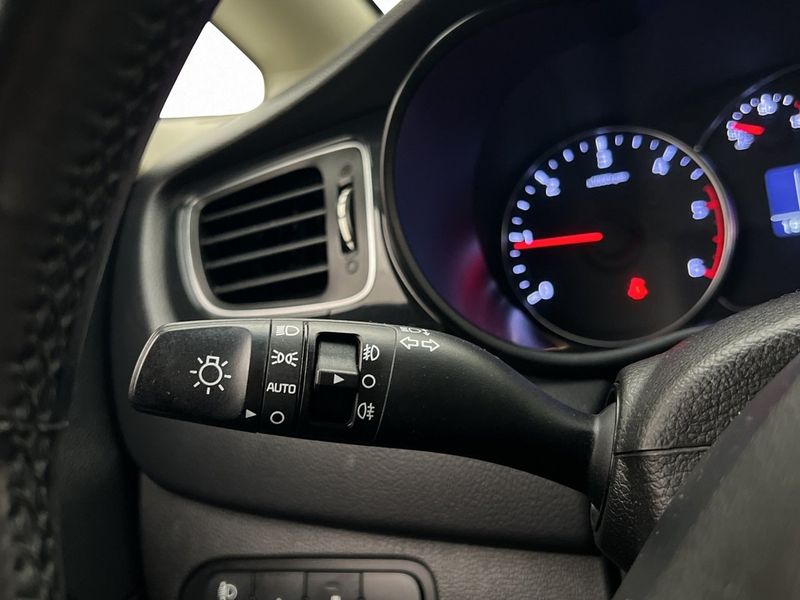 Kia Carens bild 12