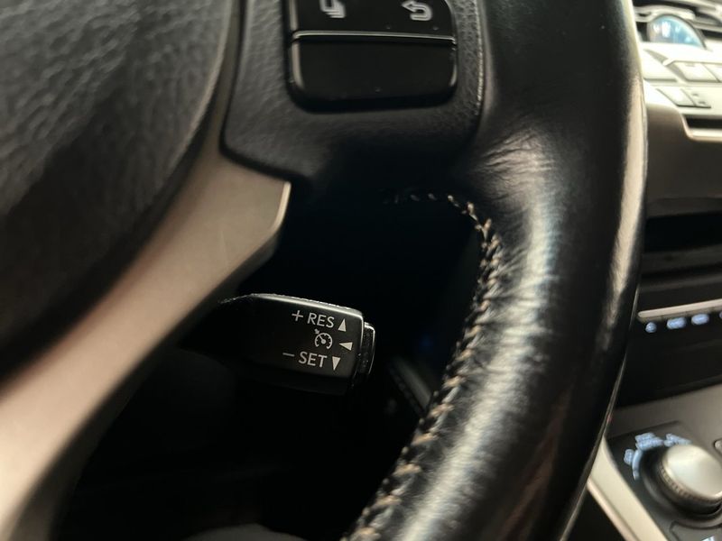 Lexus NX bild 17