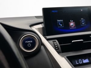 Lexus NX bild 22
