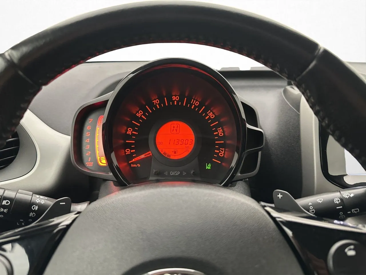 Vehicle image 14