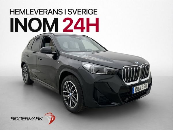 BMW iX1 xDrive30 M Sport Läder Kamera Navi Ambient Drag - 2024
