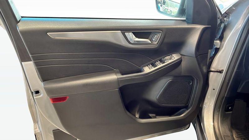 Ford Kuga bild 11
