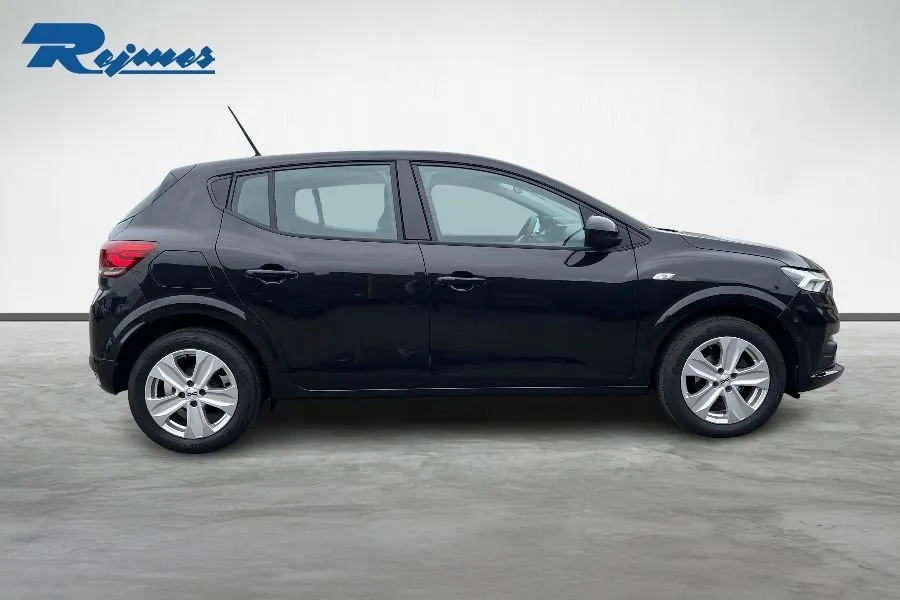 Vehicle image 20