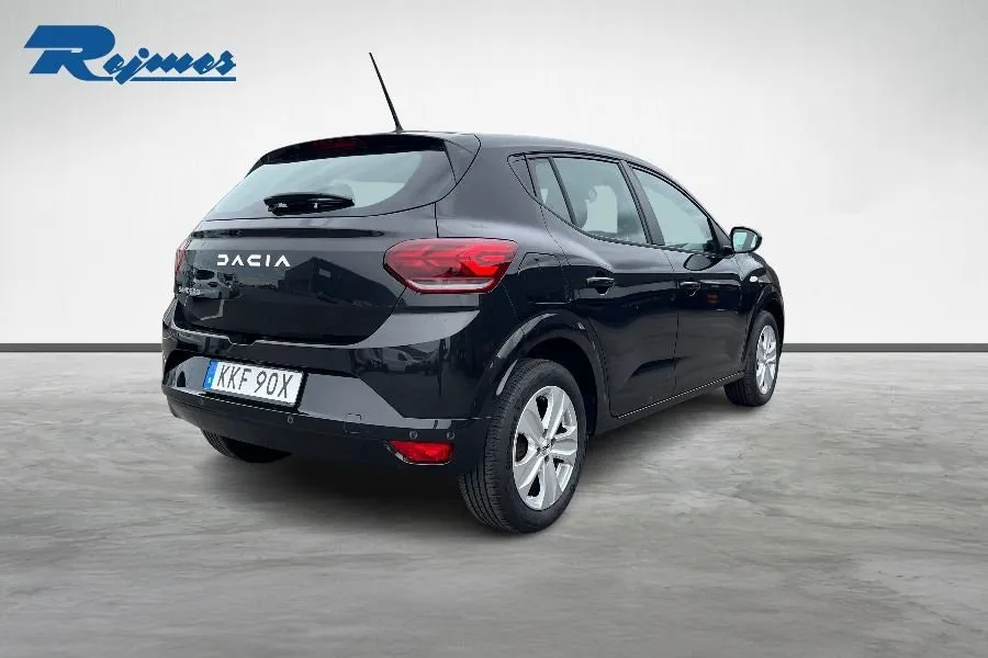 Vehicle image 21