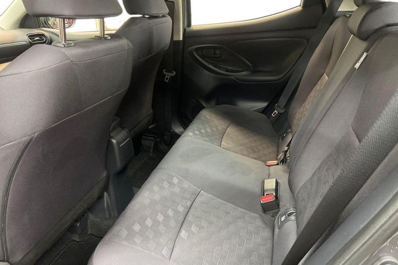 Toyota Yaris bild 13