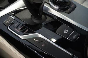 BMW M550 bild 33