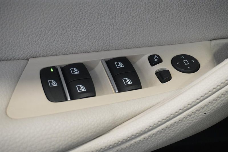BMW M550 bild 15