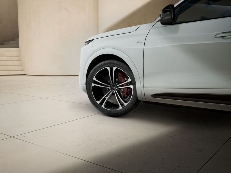Audi Q7 bild 8