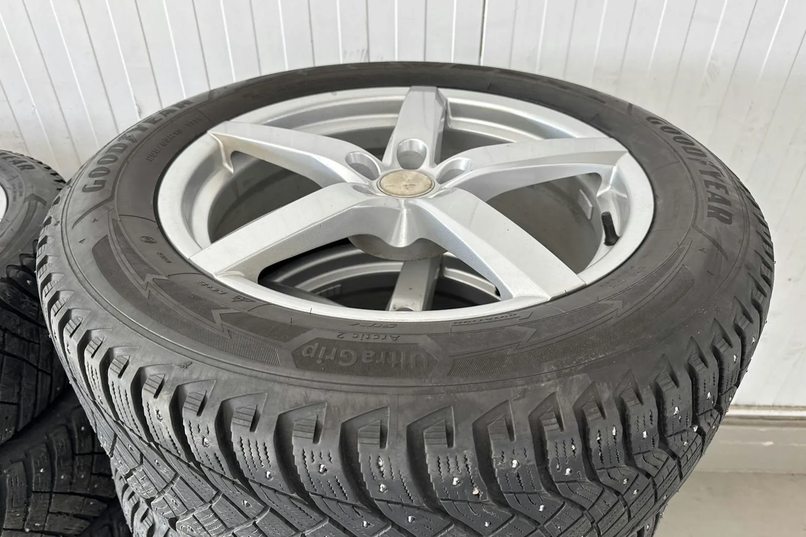Vehicle image 21