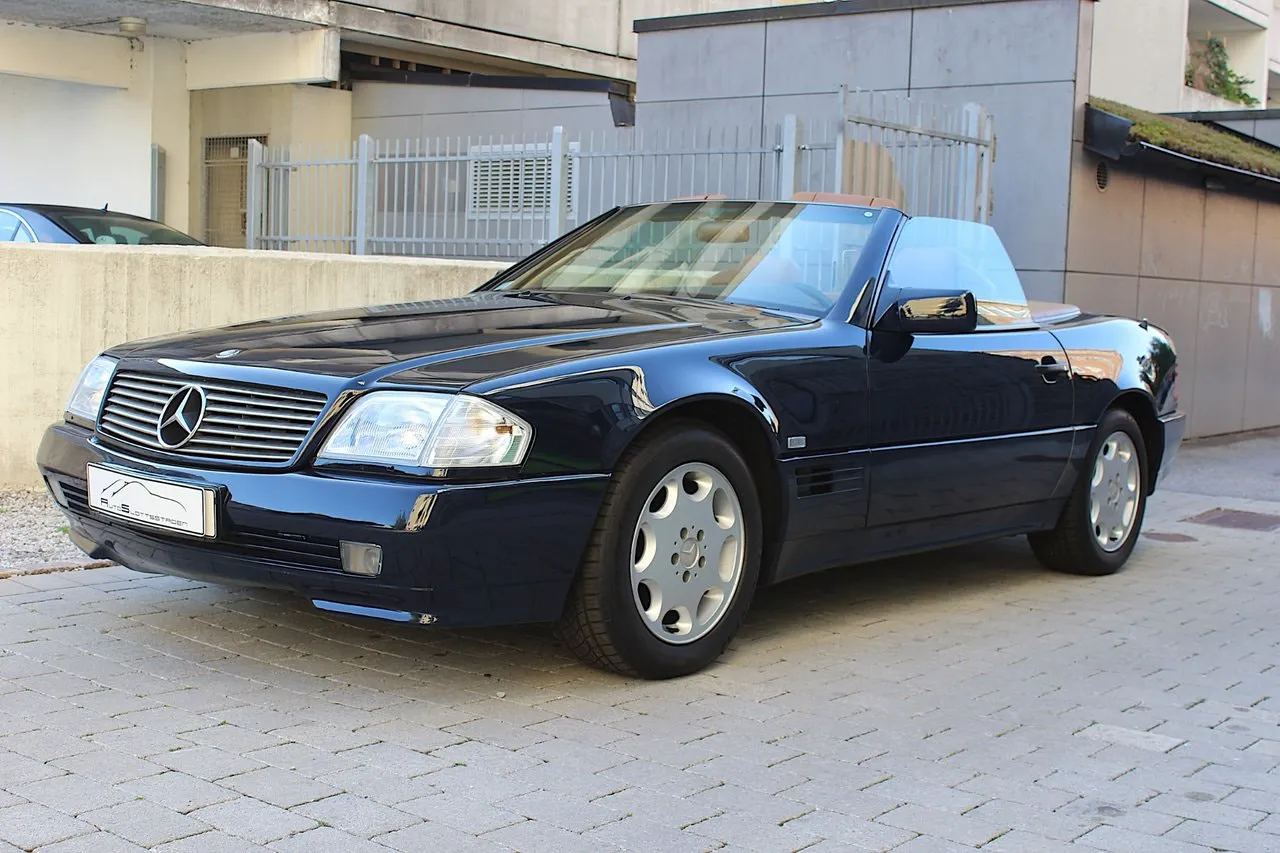 Vehicle image 9
