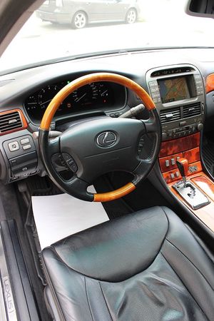 Lexus LS bild 35