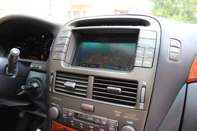 Lexus LS bild 30