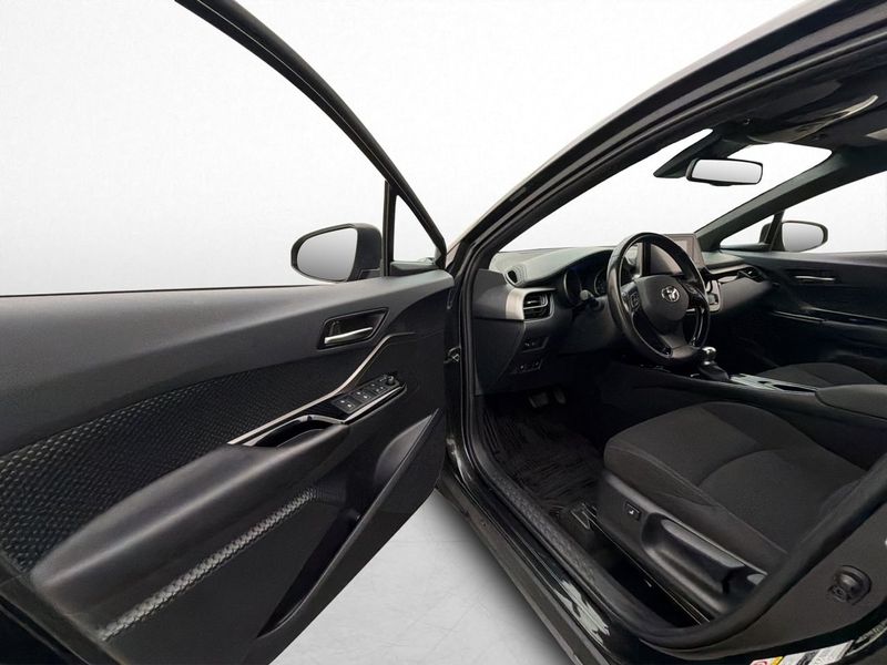 Toyota C-HR bild 10