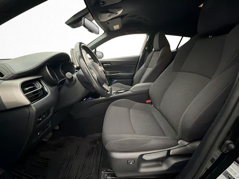Toyota C-HR bild 11