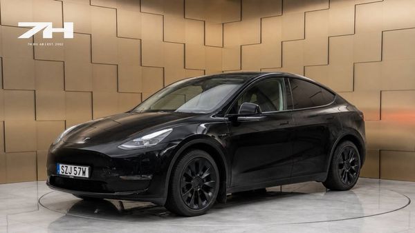 Tesla Model Y Long Range AWD / Pano / Dragkrok / 360° / - 2022