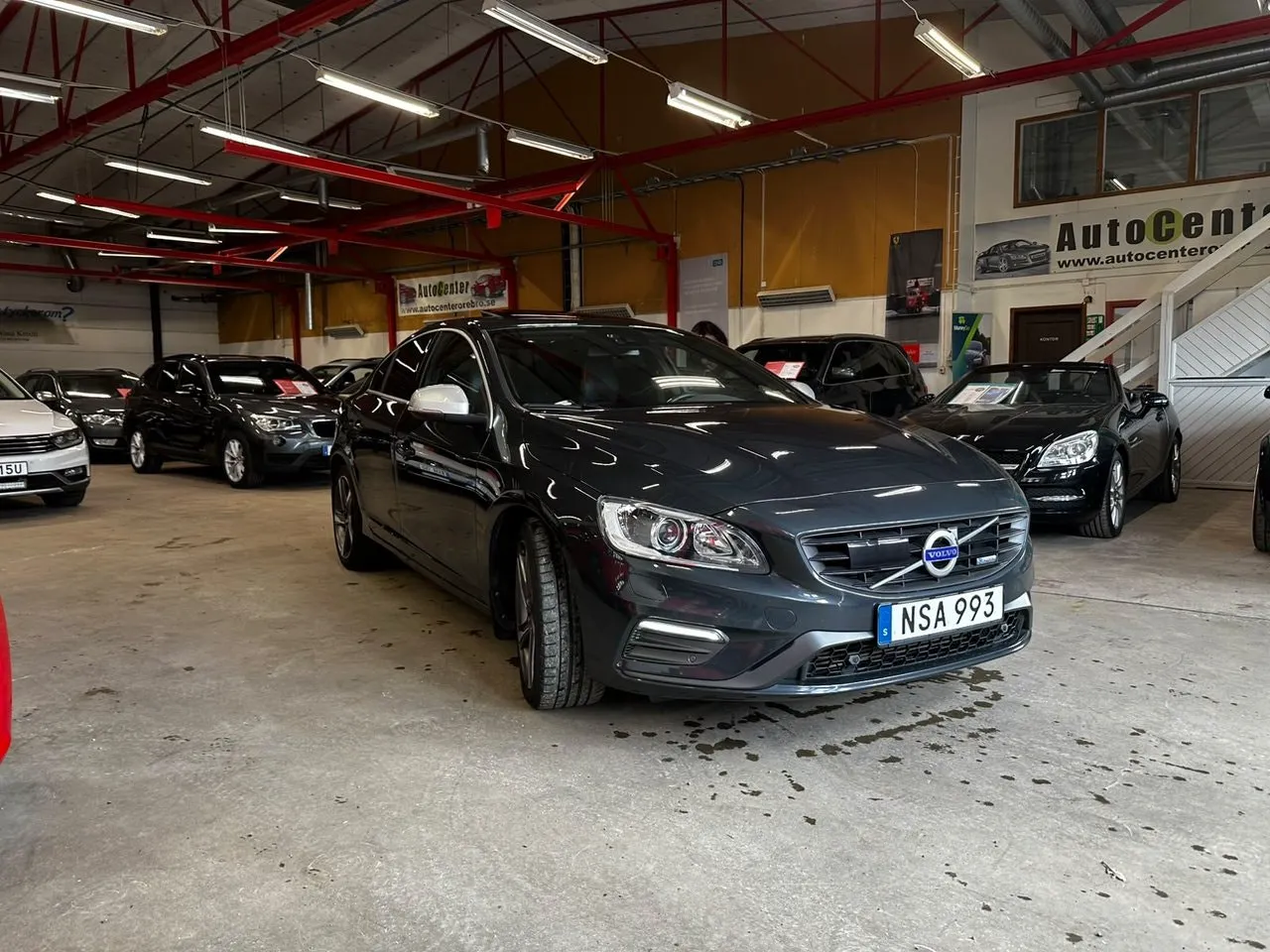 Vehicle image 1