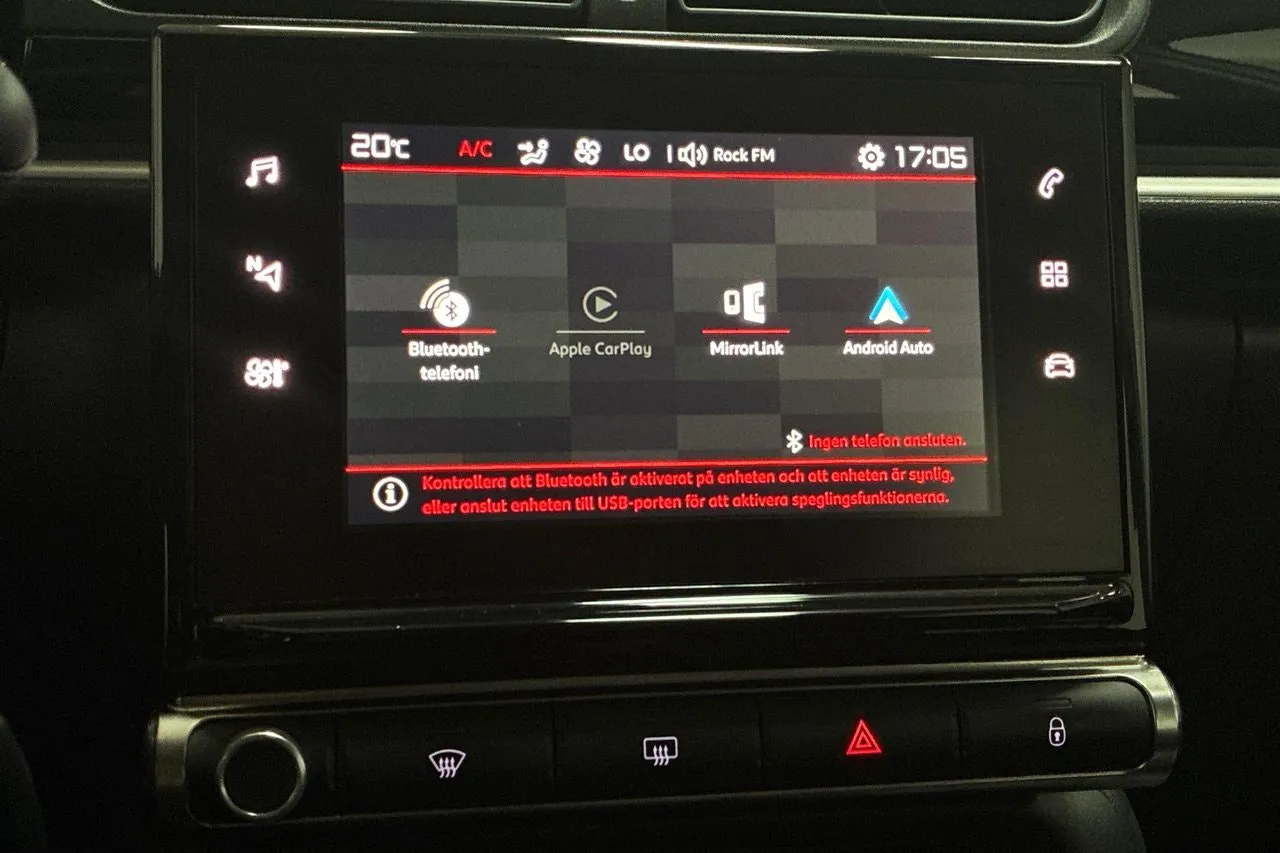 Vehicle image 18