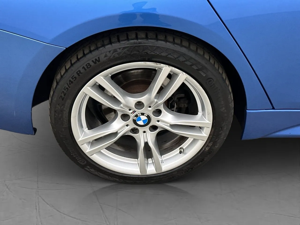 Vehicle image 31
