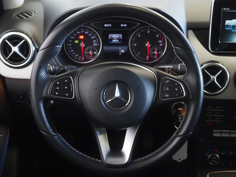 Mercedes B180 bild 17