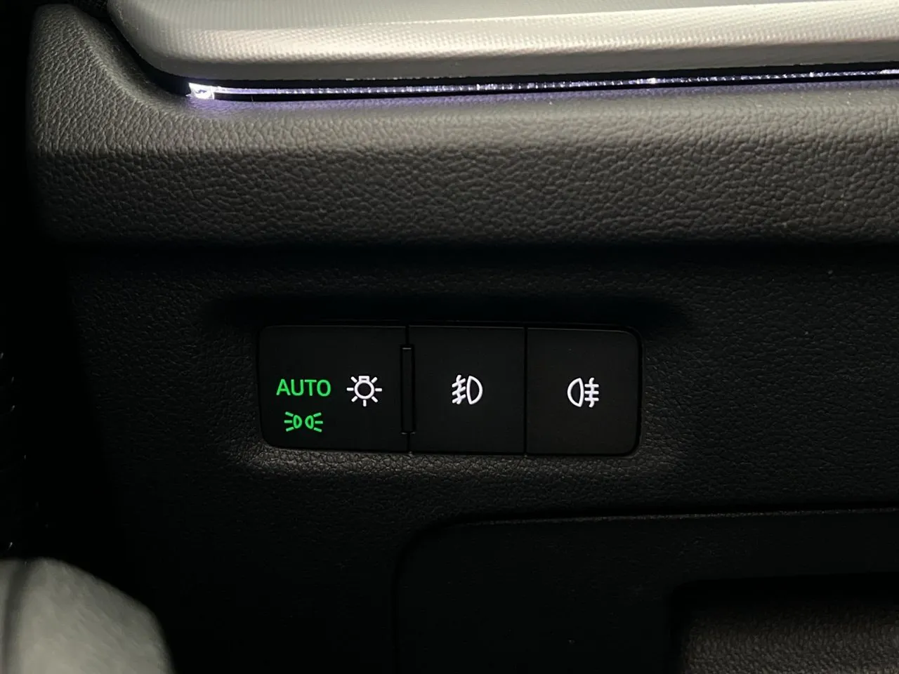 Vehicle image 29