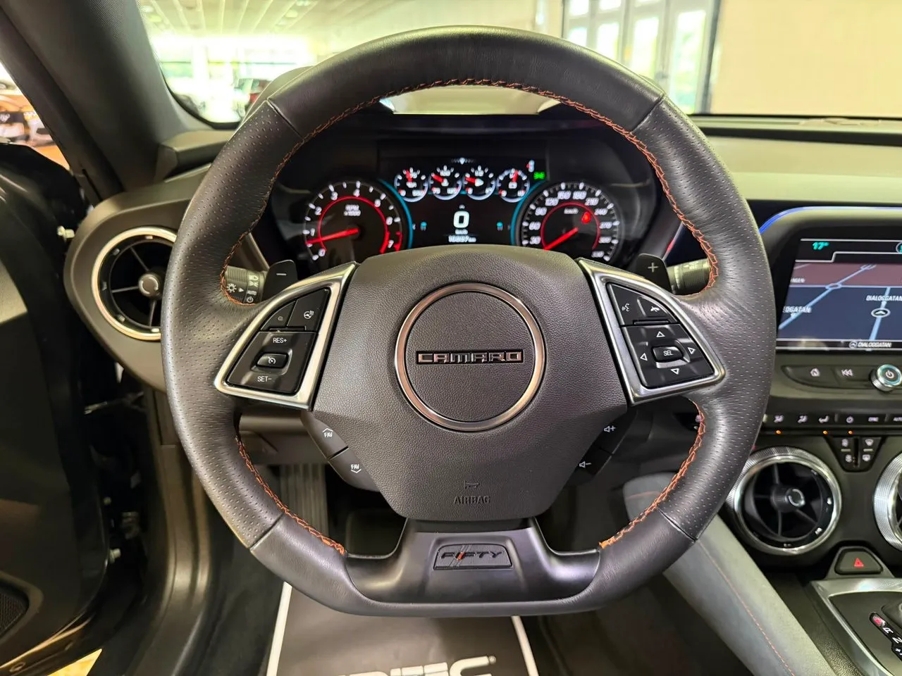 Vehicle image 18