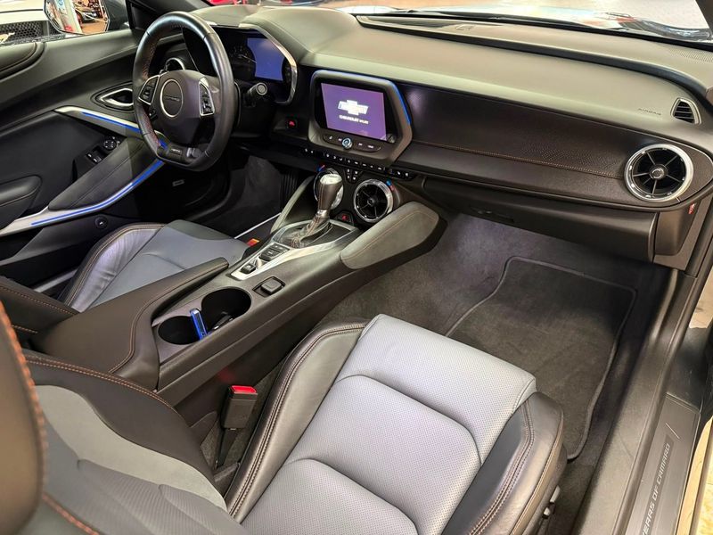 Chevrolet Camaro bild 17