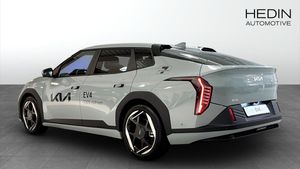 Kia EV4 bild 6