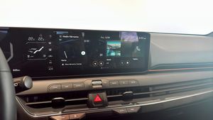Kia K4 bild 12