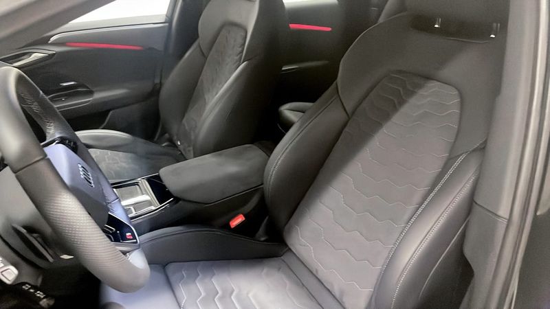 Audi A6 e-tron bild 8