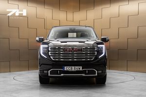 GMC Sierra bild 2