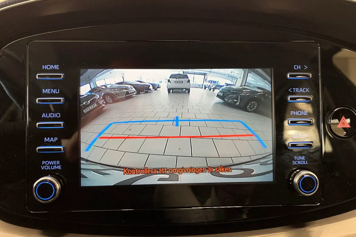 Vehicle image 14