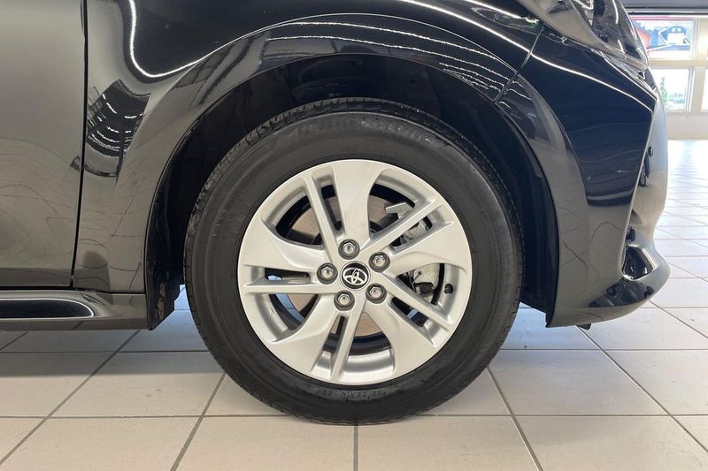 Toyota Yaris bild 16