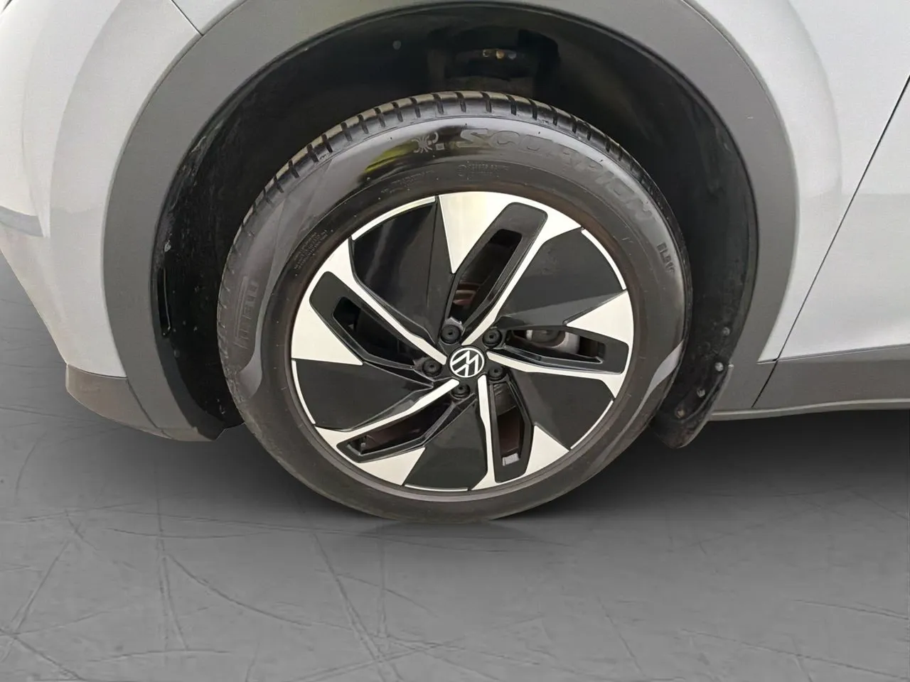 Vehicle image 31
