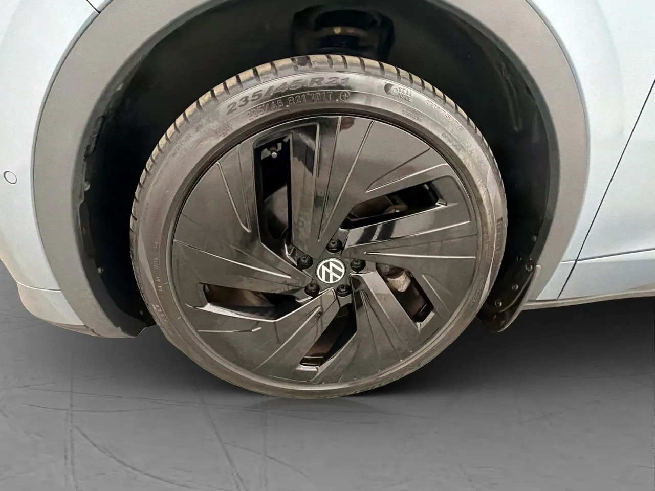 Vehicle image 31