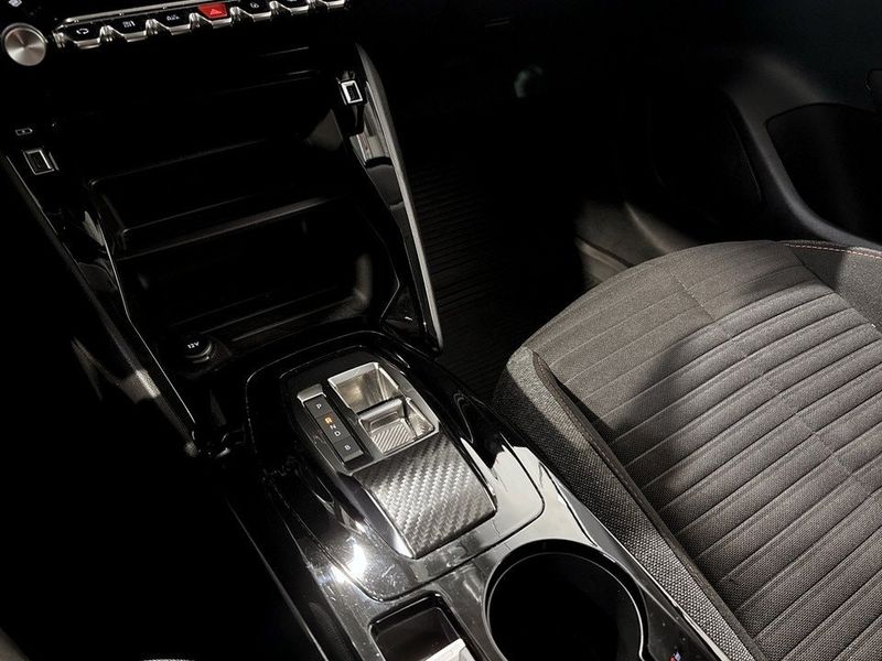 Peugeot e-208 bild 10