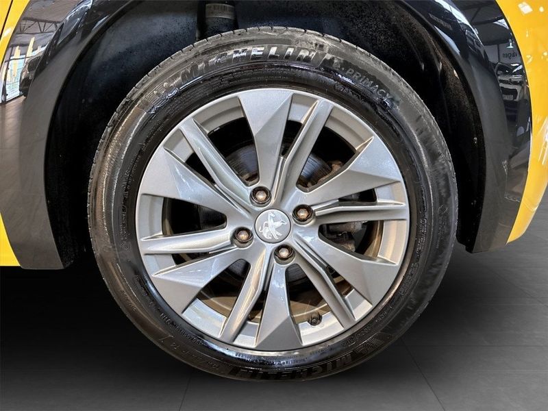 Peugeot e-208 bild 14